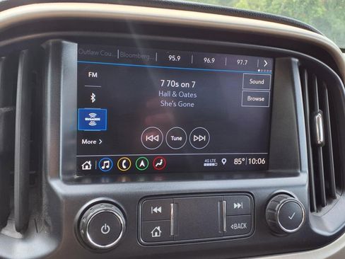 Used 2021 GMC Canyon Denali image 9