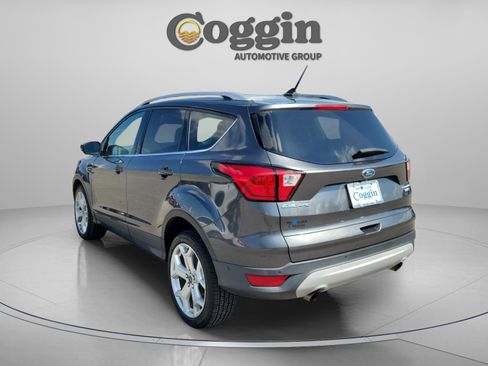 Certified 2019 Ford Escape Titanium image 2