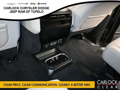 New 2026 Jeep Grand Wagoneer Summit image 28