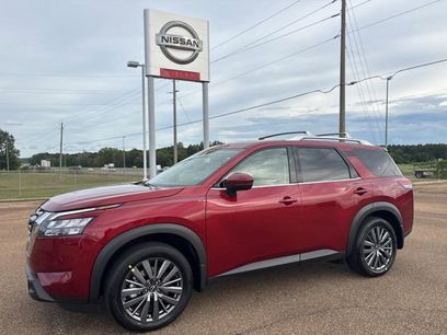 New 2025 Nissan Pathfinder SL
