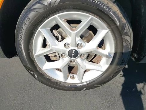 Used 2023 Kia Soul LX w/ Option Group 015 image 8