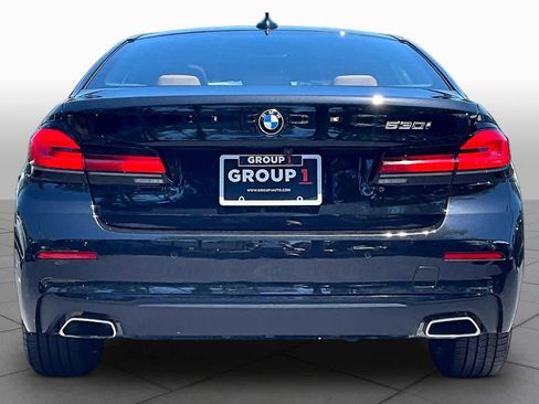 Certified 2023 BMW 530i w/ Premium Package RWD image 5