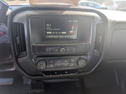 Used 2016 GMC Sierra 2500 4x4 Double Cab w/ Sierra Convenience Package image 17