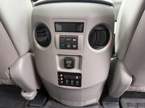 Used 2015 Honda Pilot SE image 37