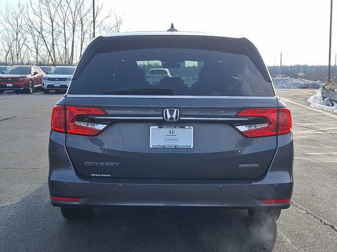 Certified 2023 Honda Odyssey Touring image 5