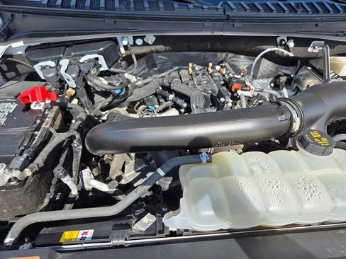 Used 2024 Ford Expedition Max Limited AWD/4WD image 19