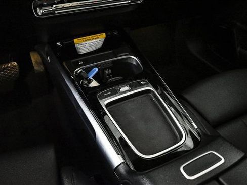 New 2026 Mercedes-Benz GLB 250 4MATIC image 13