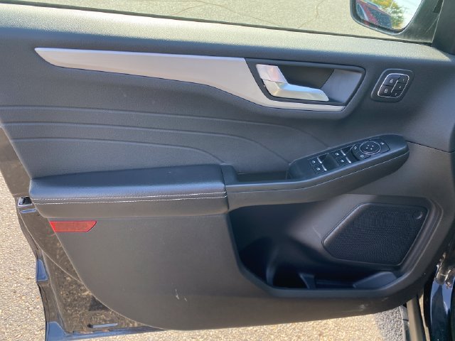 Used 2024 Ford Escape Platinum AWD/4WD image 17