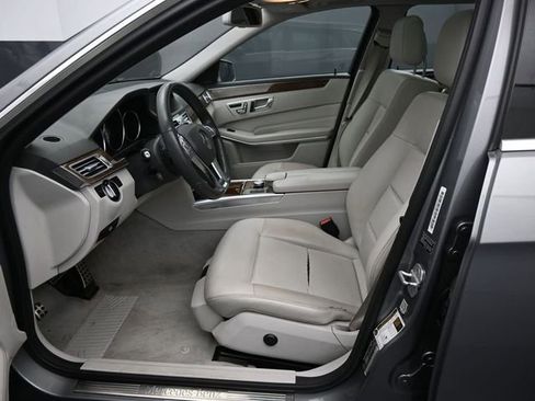 Used 2015 Mercedes-Benz E 350 4MATIC Wagon image 12