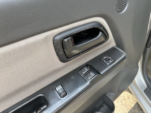 Used 2005 Chevrolet Colorado LS w/ Power Convenience Package image 17