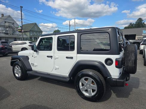 Used 2019 Jeep Wrangler Unlimited Sport S AWD/4WD image 4