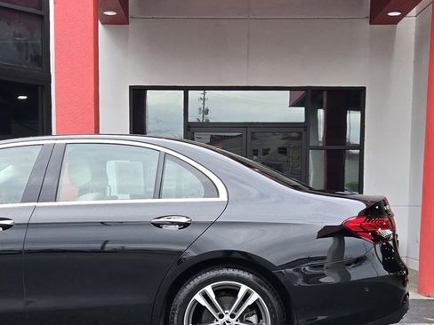 Used 2021 Mercedes-Benz E 350 4MATIC Sedan image 6