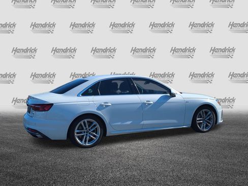 Used 2023 Audi A4 2.0T Premium image 10