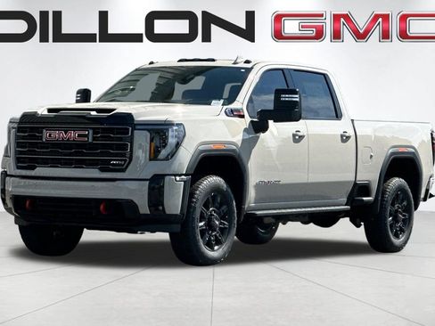 New 2026 GMC Sierra 2500 AT4 w/ AT4 Premium Plus Package AWD/4WD image 8