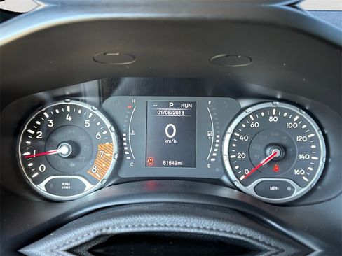 Used 2019 Jeep Renegade Latitude image 29