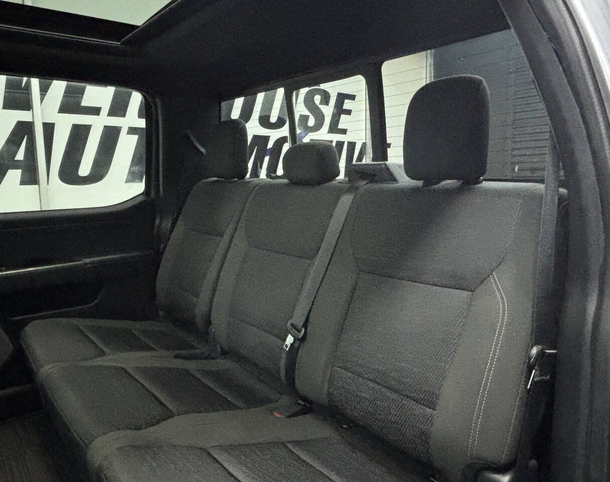 Used 2023 Ford F150 4x4 SuperCrew image 24
