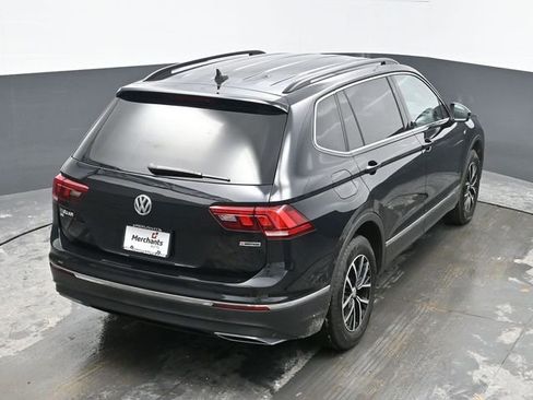 Used 2021 Volkswagen Tiguan SE image 28