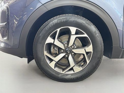 Used 2020 Kia Sportage LX image 30