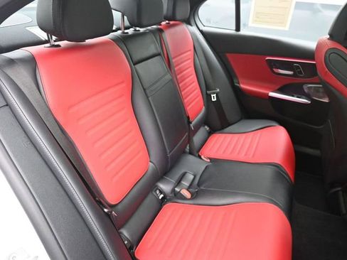 Used 2025 Mercedes-Benz C 300 Sedan image 26