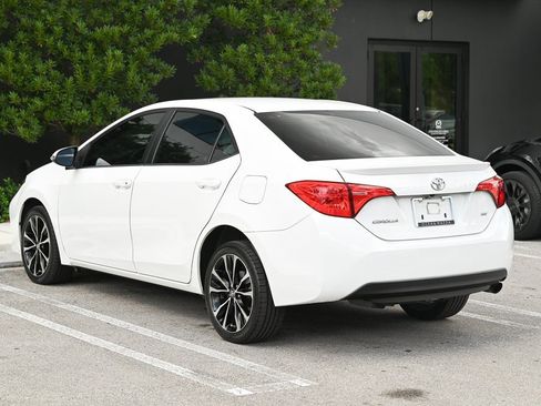 Used 2018 Toyota Corolla SE image 6
