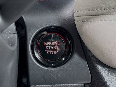 Certified 2023 Honda HR-V LX image 20