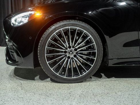 Certified 2026 Mercedes-Benz C 300 4MATIC Sedan image 7
