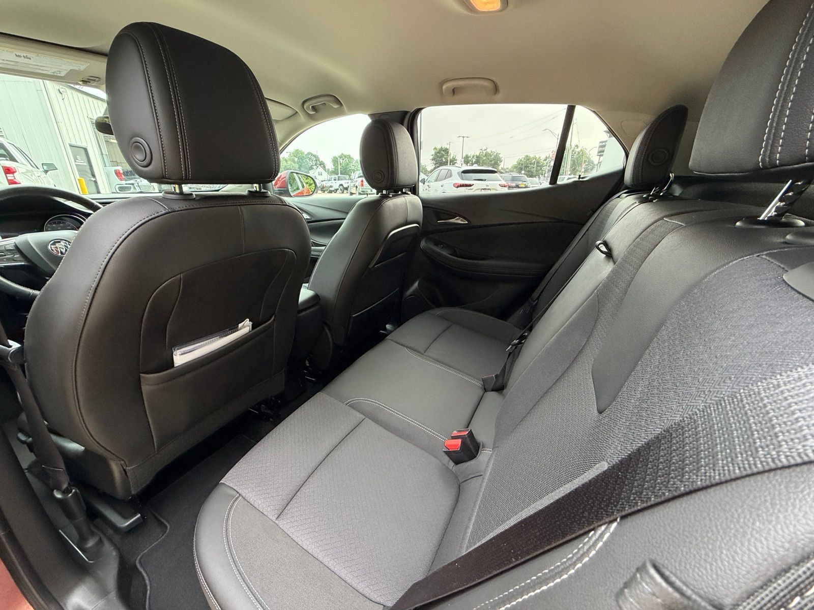 Used 2023 Buick Encore GX Select FWD image 24