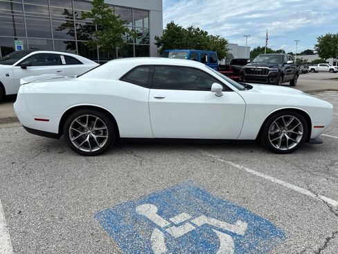 Used 2022 Dodge Challenger GT RWD image 38
