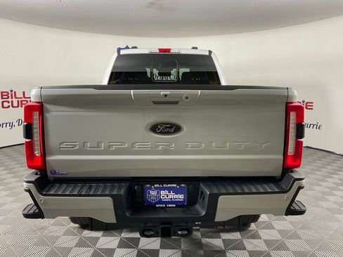New 2026 Ford F250 Lariat w/ Black Appearance Package image 4