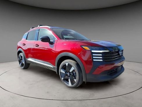 New 2026 Nissan Kicks SR w/ Cold Weather Package image 10