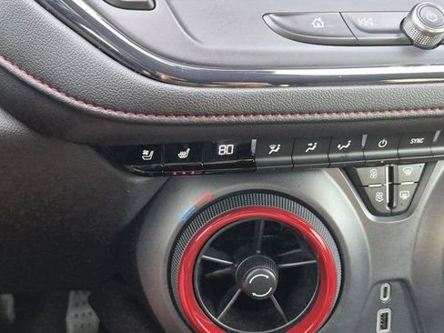 Used 2023 Chevrolet Blazer RS w/ Enhanced Convenience Package FWD image 29