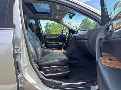 Used 2012 Buick Enclave Leather AWD/4WD image 13