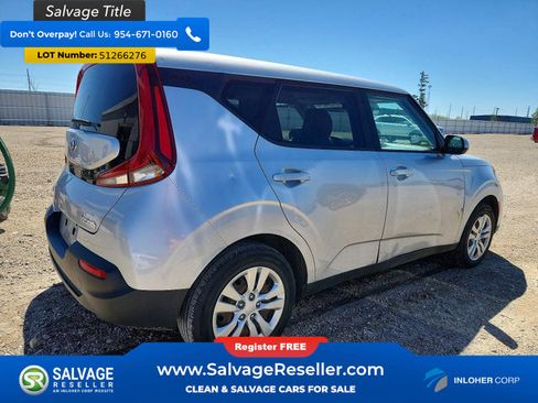 Used 2020 Kia Soul LX FWD image 4