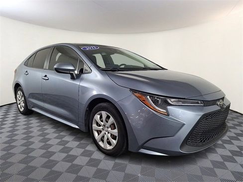 Used 2022 Toyota Corolla LE image 1