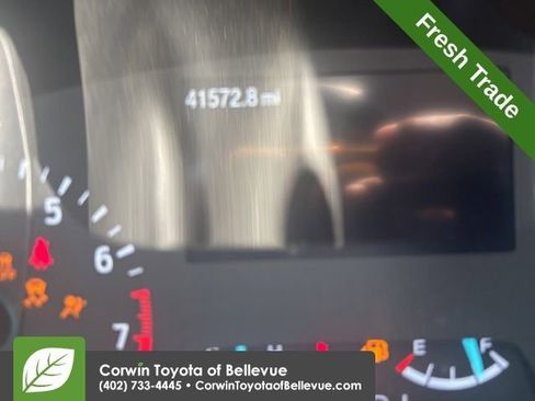 Used 2022 Ford Escape SE w/ SE Sport Appearance Package AWD/4WD image 13