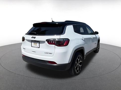 Used 2025 Jeep Compass Limited AWD/4WD image 15