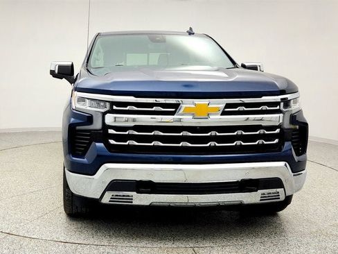 Used 2022 Chevrolet Silverado 1500 LTZ w/ LTZ Premium Package image 2