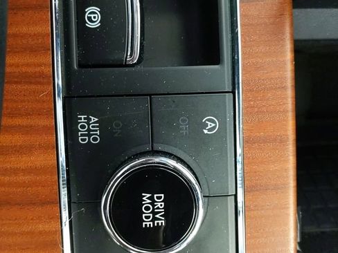 Used 2021 Lincoln Navigator Reserve AWD/4WD image 26