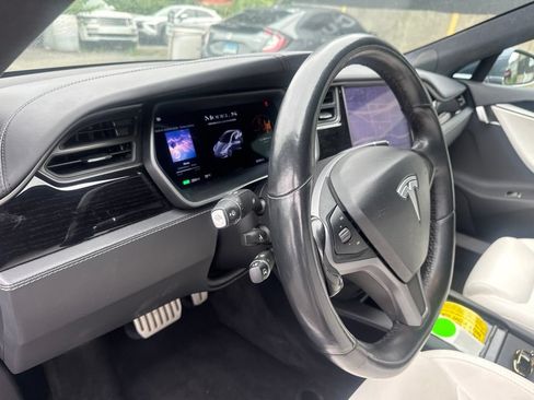 Used 2020 Tesla Model S Performance AWD/4WD image 36