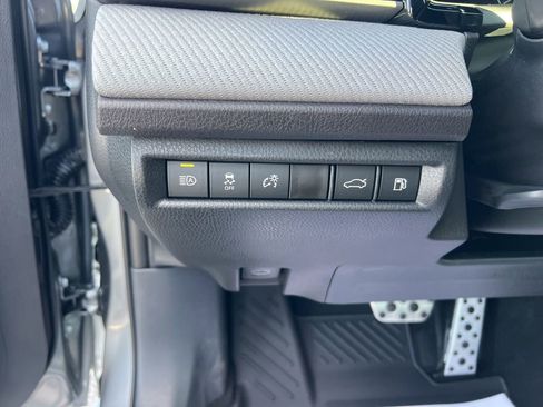 New 2026 Toyota Camry SE w/ Convenience Package image 9