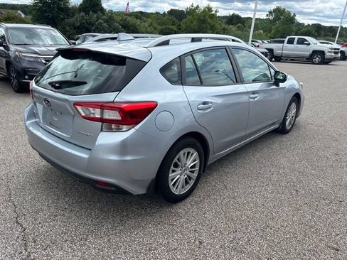 Used 2018 Subaru Impreza 2.0i Premium AWD/4WD image 3