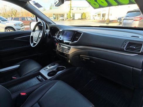 Certified 2023 Honda Ridgeline RTL image 4