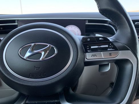 Used 2024 Hyundai Tucson Limited image 19
