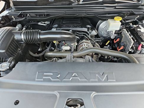Used 2019 RAM 1500 Laramie w/ Sport Appearance Package AWD/4WD image 23