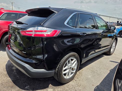 Used 2023 Ford Edge SEL w/ Convenience Package AWD/4WD image 4