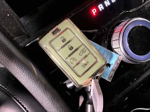 Used 2022 Jeep Grand Cherokee L Limited image 12