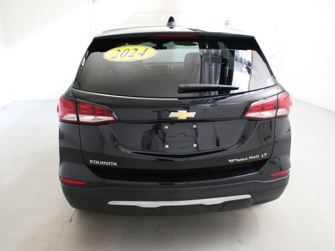 Used 2024 Chevrolet Equinox LT w/ LPO, Cargo Package AWD/4WD image 8