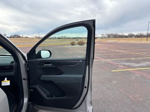 New 2026 GMC Acadia AT4 w/ Luxury Package image 23