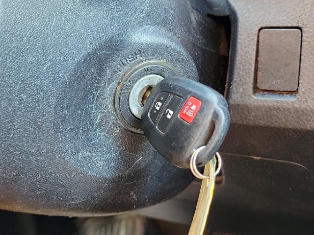 Used 2017 Toyota RAV4 LE w/ All Weather Liner Package FWD image 32