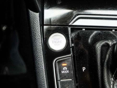 Used 2023 Volkswagen Arteon SEL image 22